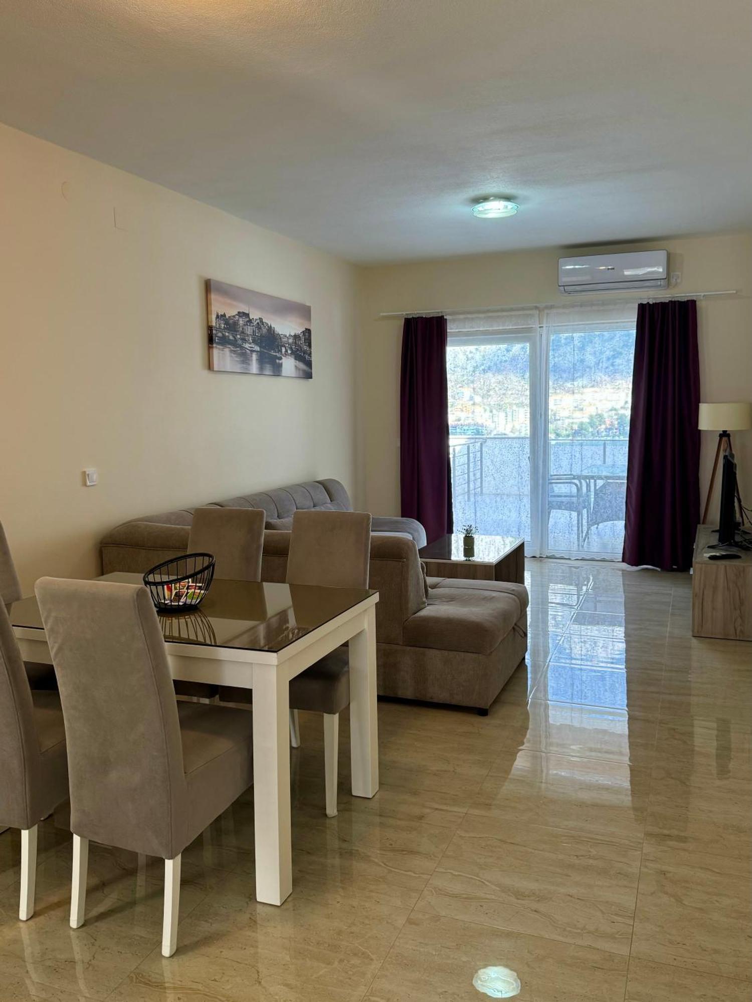 Apartments Seaview Estate Radovic 코토르 객실 사진
